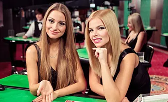 Hỗ trợ khách hàng 24/7 của danlodevip